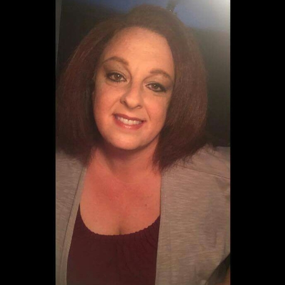 Meet your Posher, Cindy - Picture 1 of 1