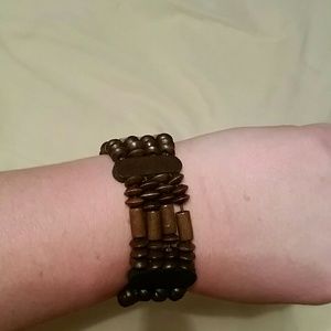 Brown stretch wooden bracelet