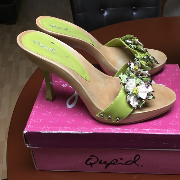Shoes - Picture 2 of 2