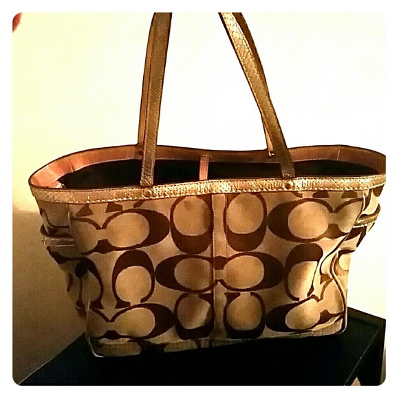 Authentic Coach purse