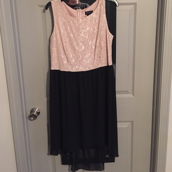 ENFOCUS lace dress