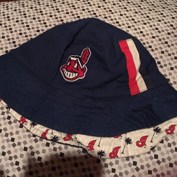 Bucket hat - Picture 2 of 2