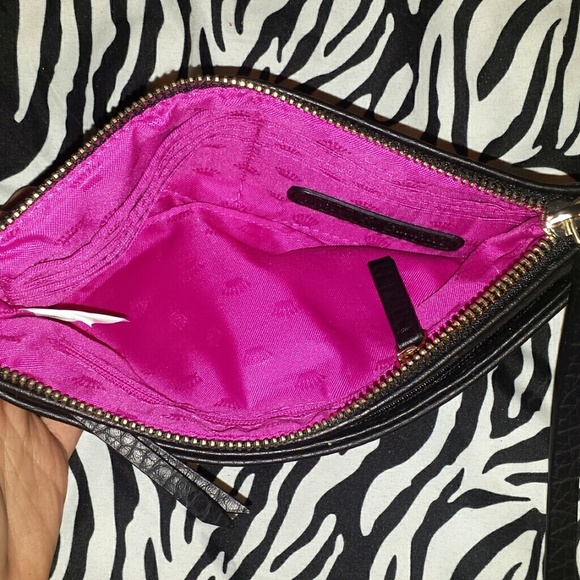 Juicy Couture clutch - Picture 3 of 4