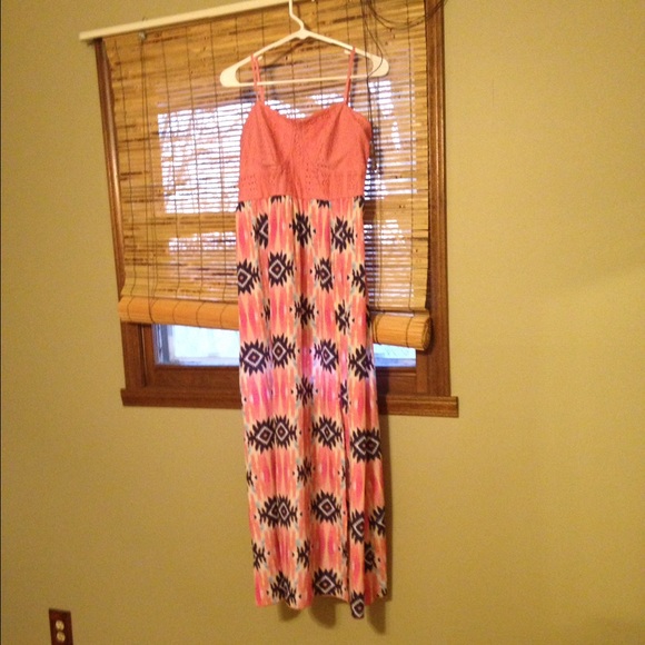 Maxi dress😍