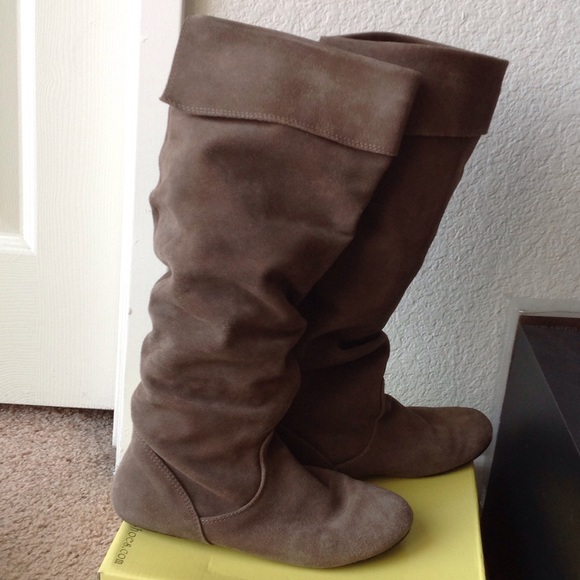 Cathy jean taupe slouchy boots