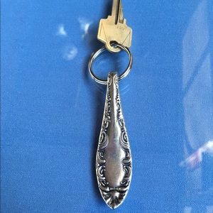 Meet your Posher, Alda