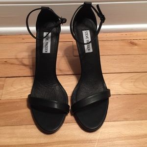 Steve Madden Stecy Sandal