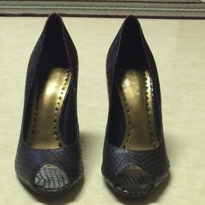 BCBGIRLS OPEN TOE PUMP HEELS 7.5 DARK BROWN CUTE!