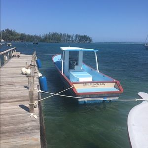 Meet your Posher, Caroline