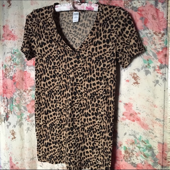 VS PINK Cheetah Tee