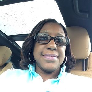 Meet your Posher, Jackie