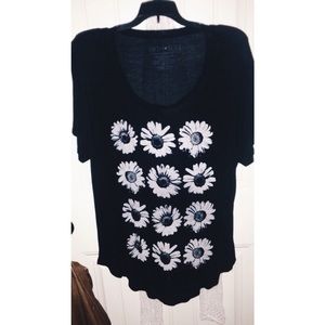 Flower Pattern Black Shirt ‼️‼️