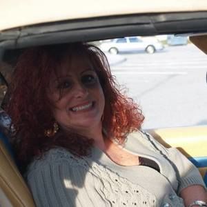 Meet your Posher, Debbie