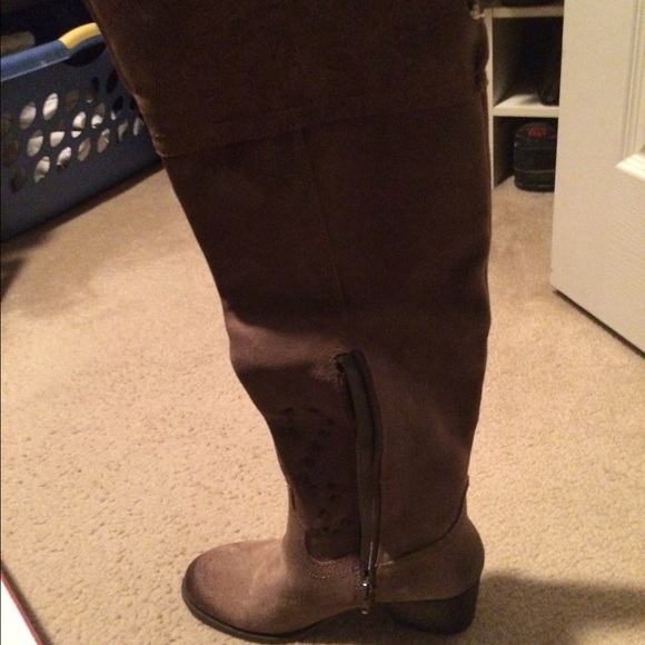 Carlos Santana boots