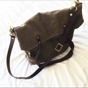 ✖️SOLD✖️ Lyonheart Bag Co. Cross-Body Satchel