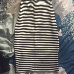 Stripped black and white skirt