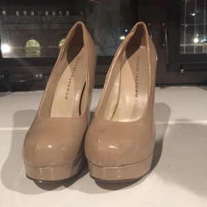 Chinese Laundry Size 8M Tan Patent Leather Heels