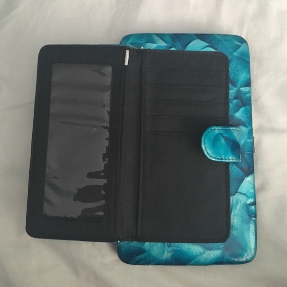 Wallet - Picture 3 of 4