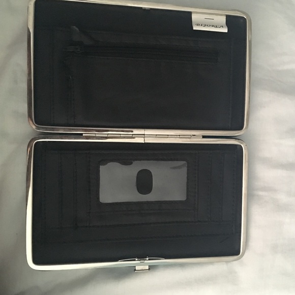Wallet - Picture 4 of 4