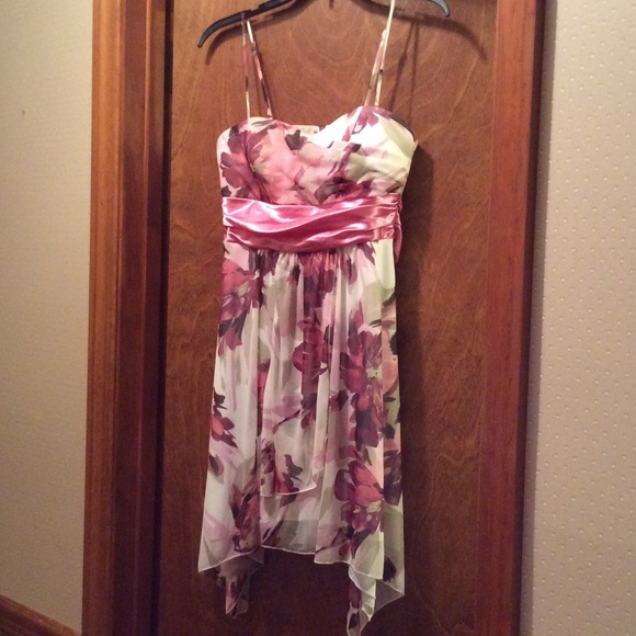 Floral Dress - Picture 2 of 4