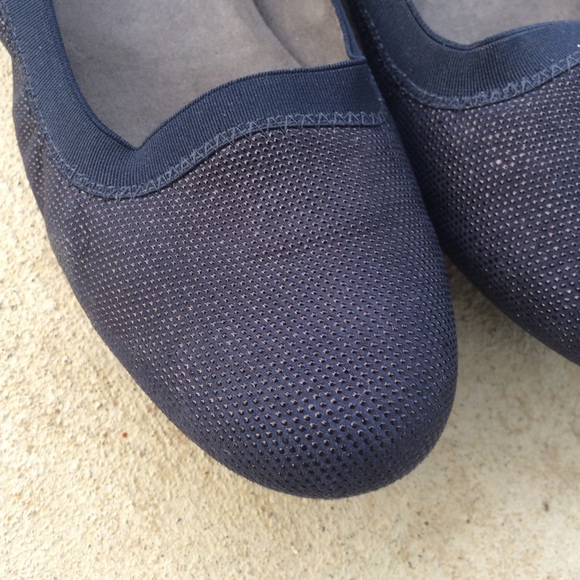 Stuart weitzman blue flats size 7.5