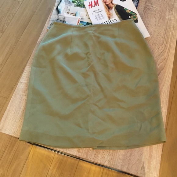 Silk olive trouser skirt