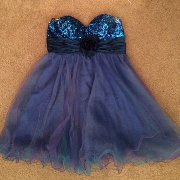 Blue sequin prom dress