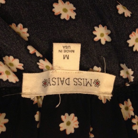 Black Floral Skirt - Picture 4 of 4