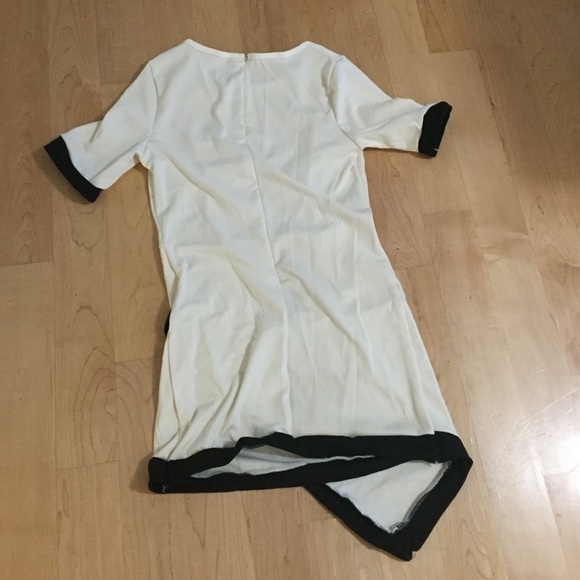 Last one 🎉 Flirty black and white dress - Picture 4 of 4