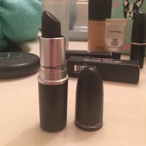 LIMITED EDITION BROOKE CANDY MAC LIPSTICK