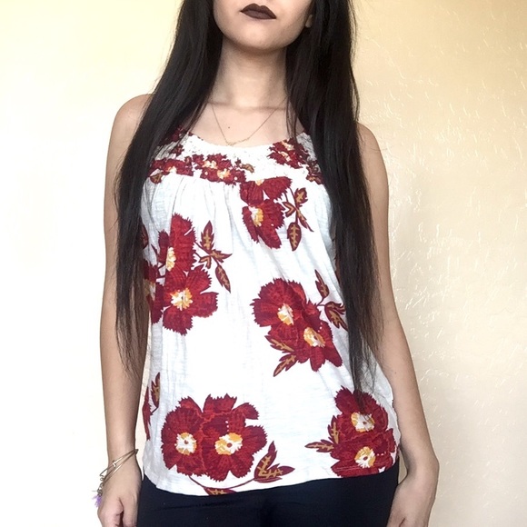 Anthropologie Tops - • Anthropologie • Red Floral Tank