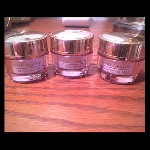 ✨SUNDAY STEAL ✨Resilience Lift  Total 1.5 OZ