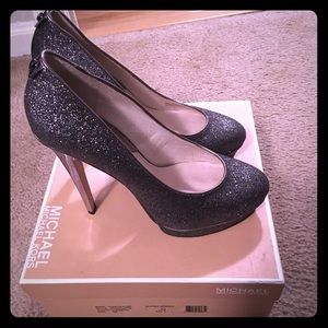 Michael Kors Gideon Platform Pumps