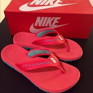 Nike Flip Flops