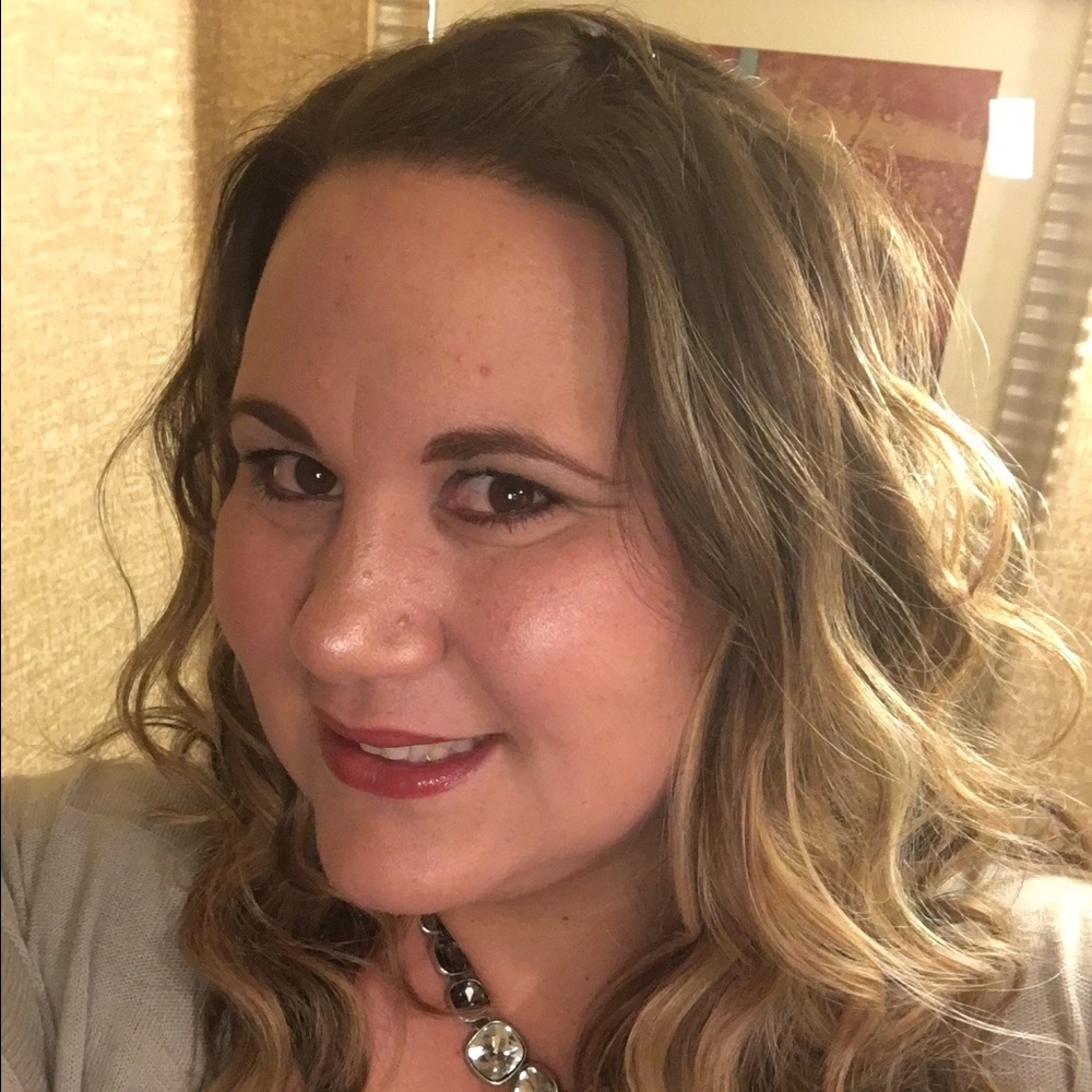 Meet your Posher, Natalie