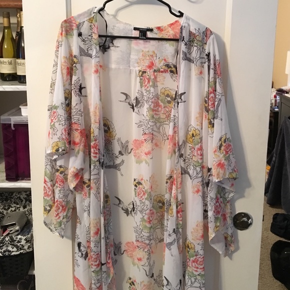 Forever 21 Jackets & Blazers - Forever 21 Long Kimono w/ Floral Print - Sz S