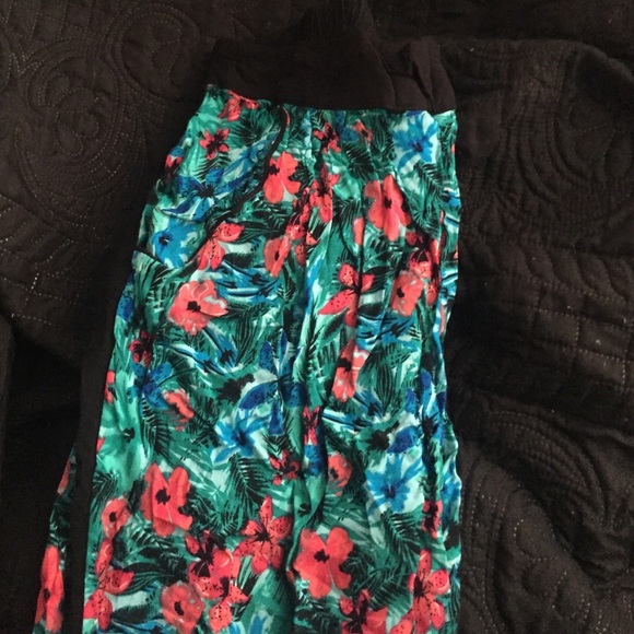 🚨SALE🚨 Tropical Print Harlem Pants