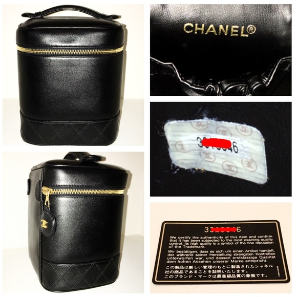 ❌SOLD❌Chanel Cosmetic Pouch - Picture 2 of 3