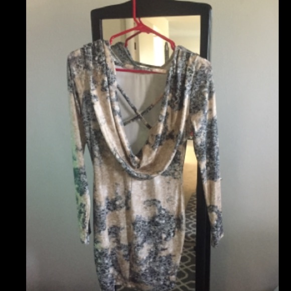 Cute Bodycon Dress👗👗👗 - Picture 2 of 4