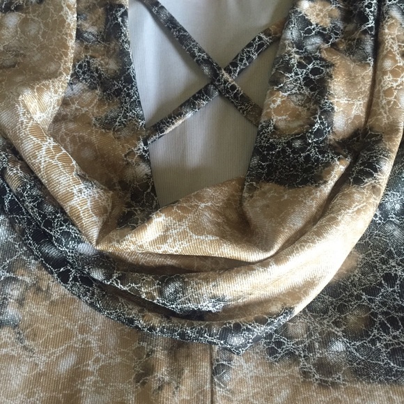 Cute Bodycon Dress👗👗👗 - Picture 3 of 4