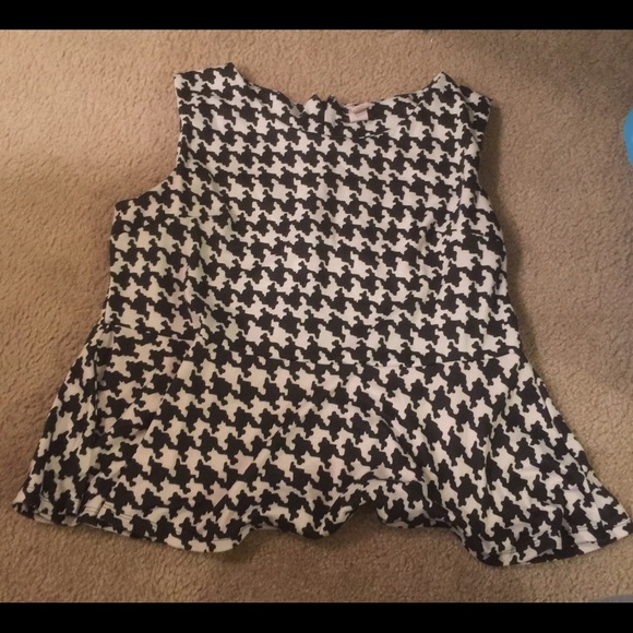 Black and White houndstooth peplum top
