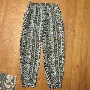 Really comfy patterned joggers!