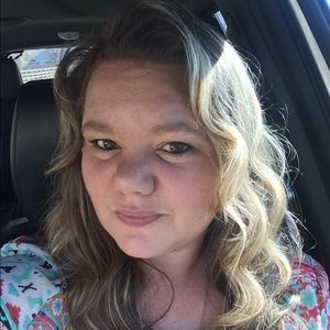 Meet your Posher, Mindy