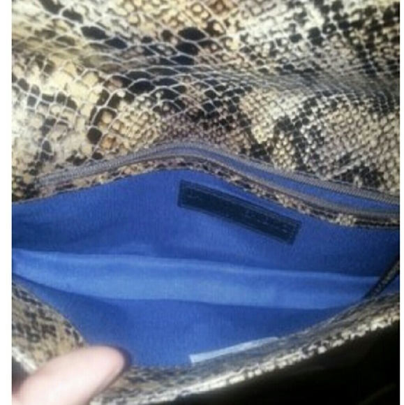 Handbag - Picture 3 of 4