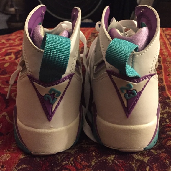 Jordan Retro7 (GS) - Picture 3 of 4