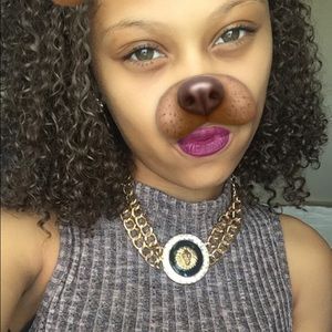 Meet your Posher, Ariah