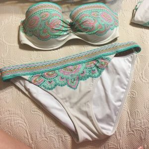 Victoria's Secret Swim Suit 34D/M