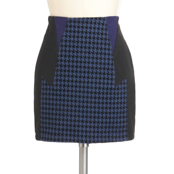 ModCloth My Best Angle Black Blue Mini Skirt