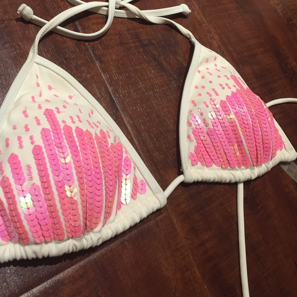 Victoria secret bikini top