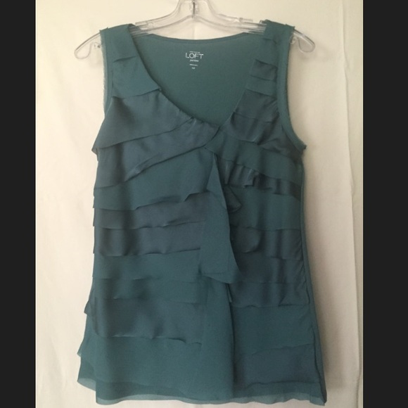 LOFT Tops - LOFT V-neck sleeveless Blouse